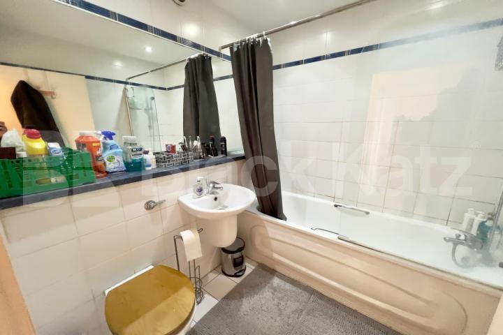 Situated on the seventh floor of this desirable private development The Vista Building, Calderwood Street, Woolwich